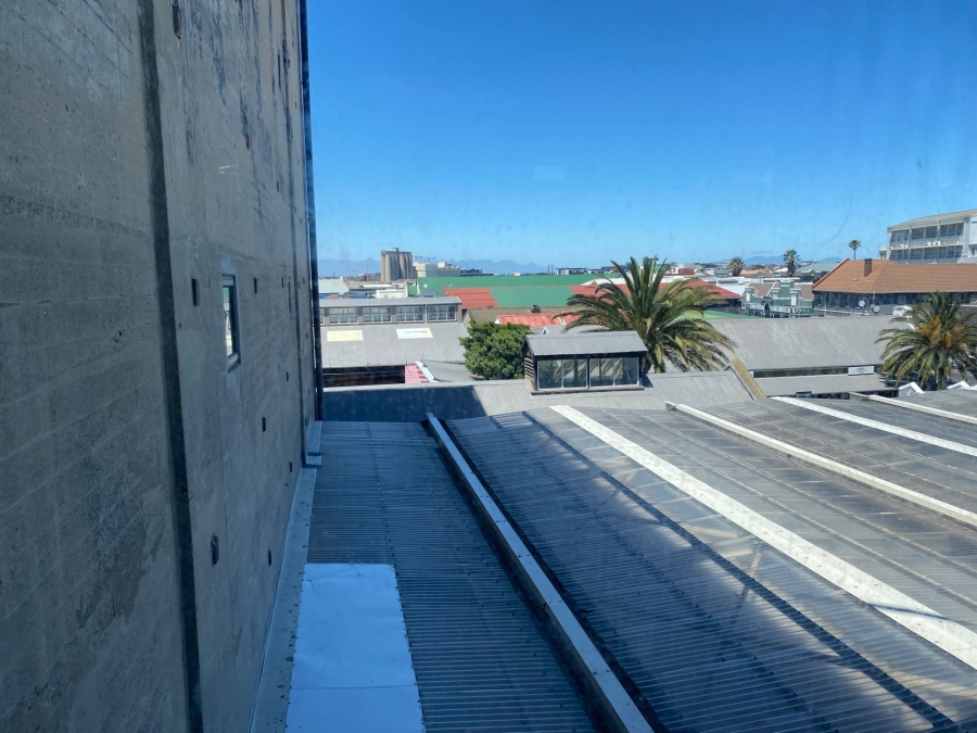 To Let commercial Property for Rent in Woodstock Western Cape